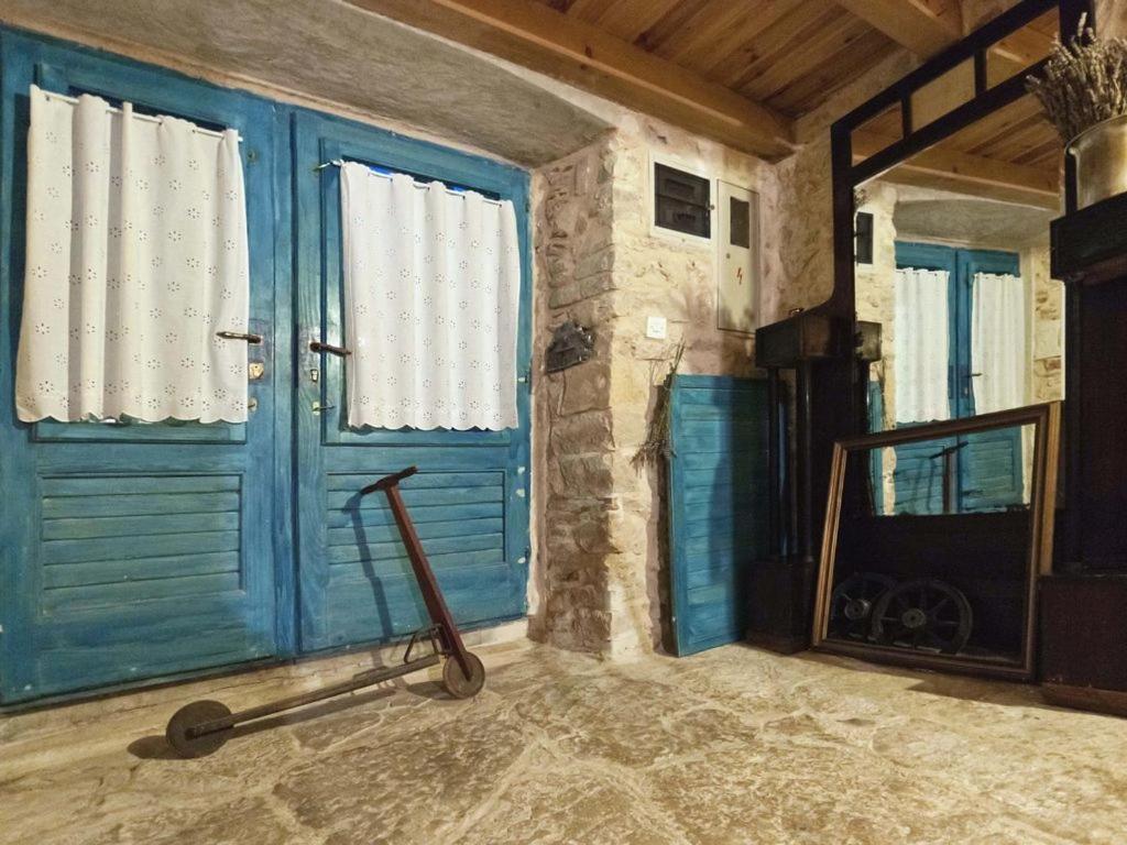 450 Year-Old House With A Garden Βίλα Stari Grad  Εξωτερικό φωτογραφία